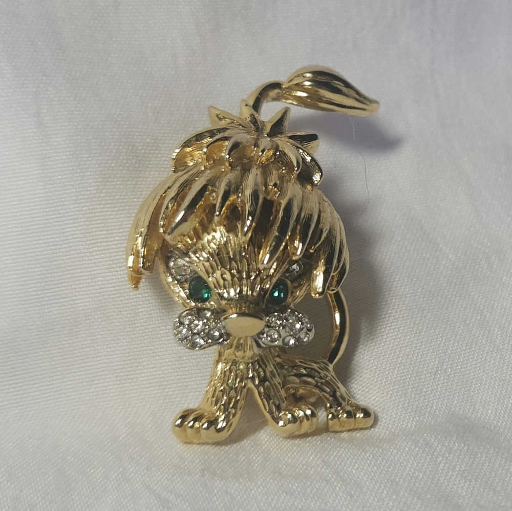 Mop Top Mane Lion Green Rhinestone Brooch Pin